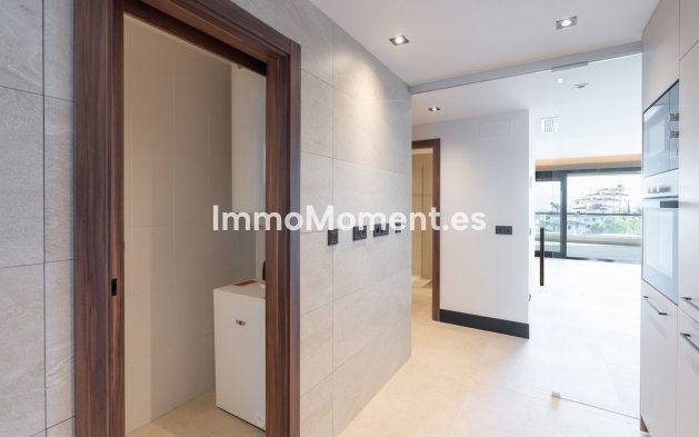 Wiederverkauf - Wohnung - Marbella - Nueva Andalucía