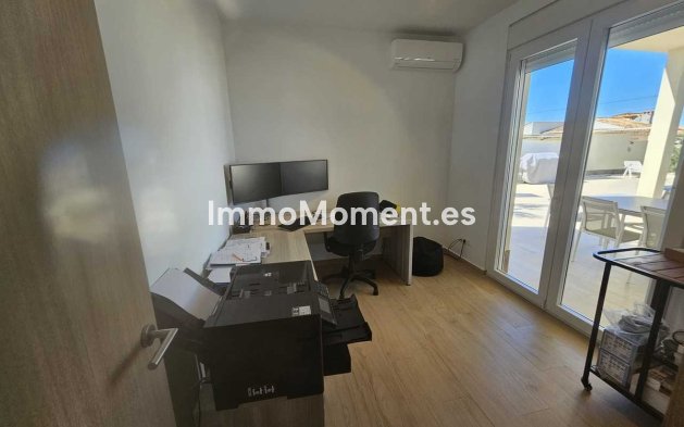 Wiederverkauf - Villa - Torrevieja - Torrevieja Centro