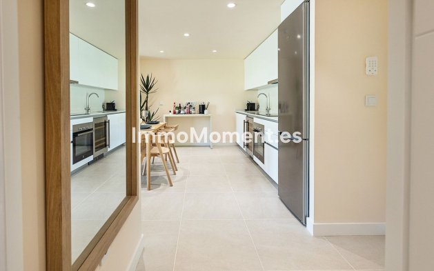 Wiederverkauf - Wohnung - Estepona  - Estepona Centro