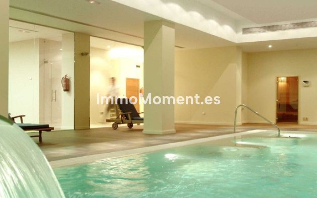 Bestaande woning - Appartement - Estepona  - Atalaya