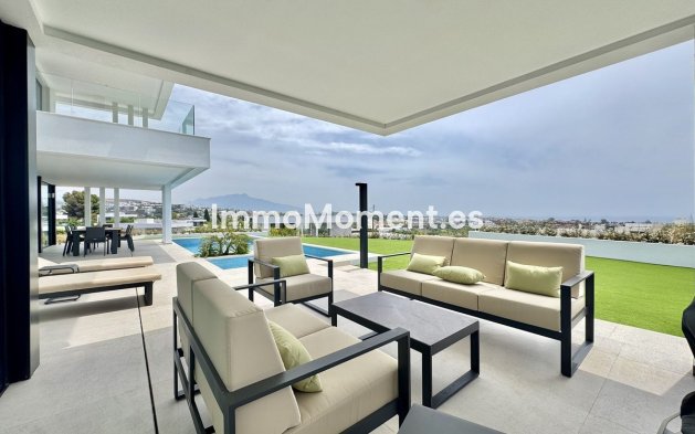 Revente - Villa - Estepona  - New Golden Mile