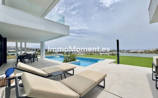Revente - Villa - Estepona  - New Golden Mile