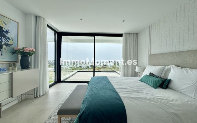 Revente - Villa - Estepona  - New Golden Mile