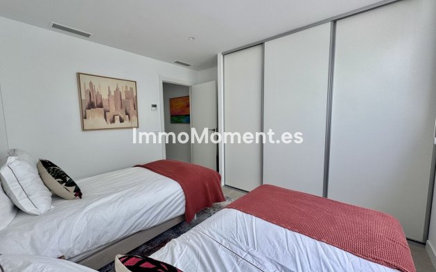 Revente - Villa - Estepona  - New Golden Mile