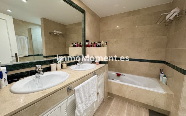 Wiederverkauf - Wohnung - Marbella - Elviria
