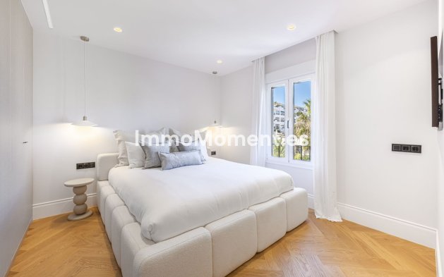 Wiederverkauf - Wohnung - Marbella - Puerto Banús