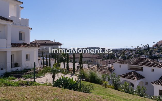 Wiederverkauf - Wohnung - Marbella - Nueva Andalucía