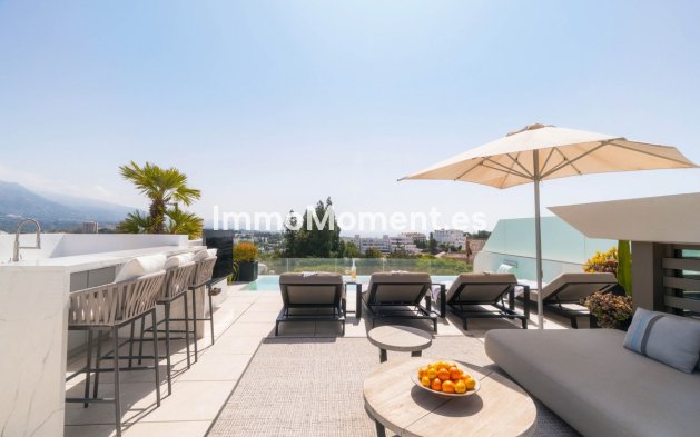 Wiederverkauf - Villa - Marbella - Nueva Andalucía