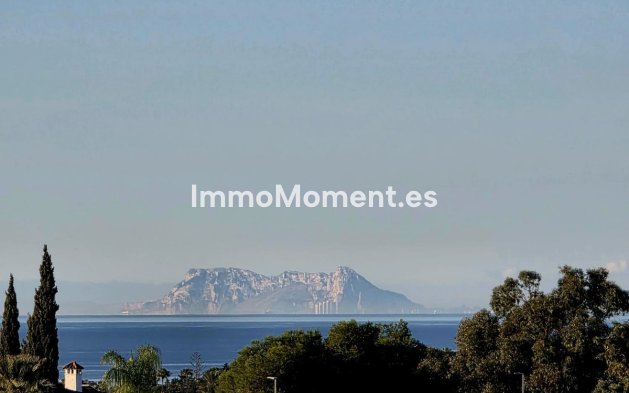 Wiederverkauf - Reihenhaus - Estepona  - Atalaya