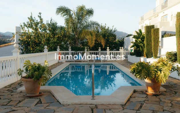 Wiederverkauf - Reihenhaus - Estepona  - Atalaya