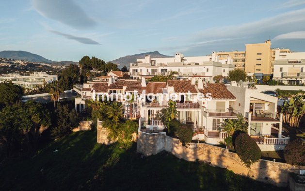 Wiederverkauf - Reihenhaus - Estepona  - Atalaya