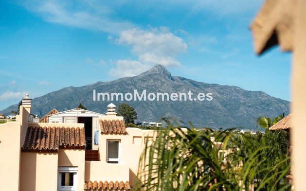 Bestaande woning - Geschakelde woning - Marbella - Nueva Andalucía