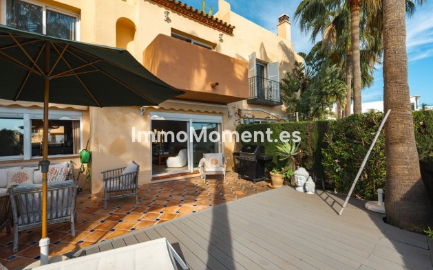 Bestaande woning - Geschakelde woning - Marbella - Nueva Andalucía