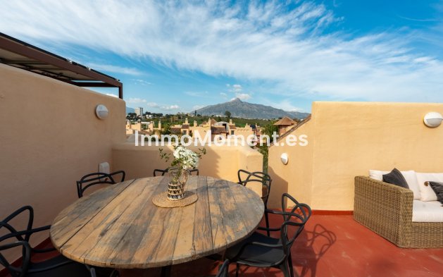 Bestaande woning - Geschakelde woning - Marbella - Nueva Andalucía