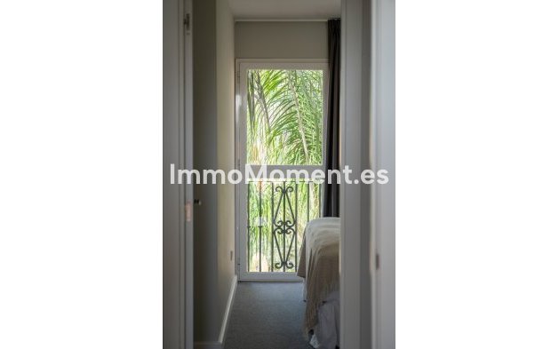 Bestaande woning - Geschakelde woning - Marbella - Nueva Andalucía