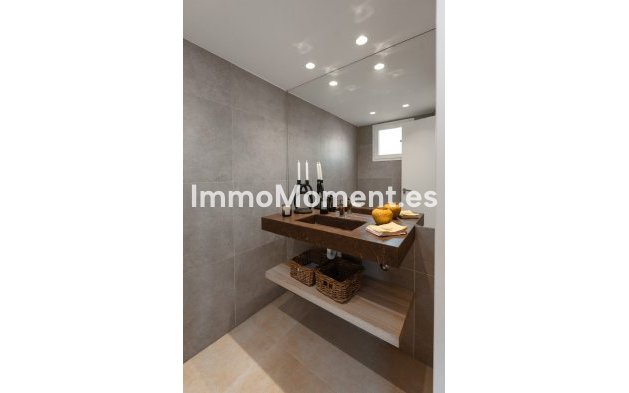 Bestaande woning - Geschakelde woning - Marbella - Nueva Andalucía