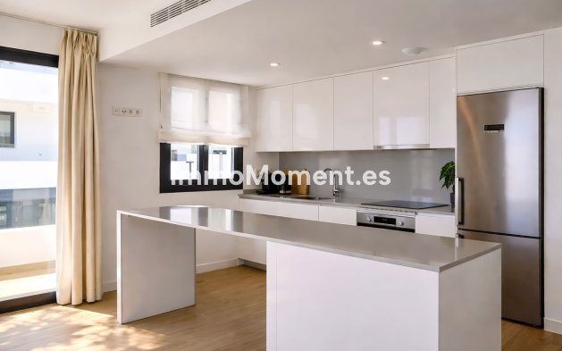 Reventa - Apartamento - Estepona  - Estepona Centro