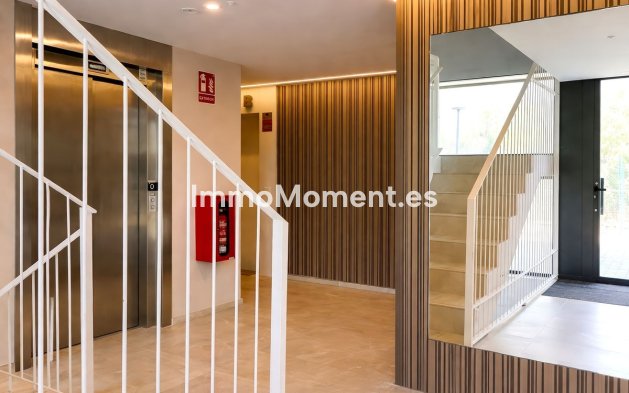 Reventa - Apartamento - Estepona  - Estepona Centro