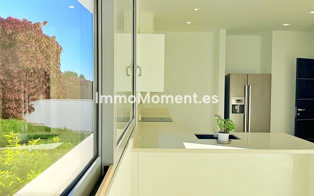 Revente - Villa - Marbella - Sierra Blanca