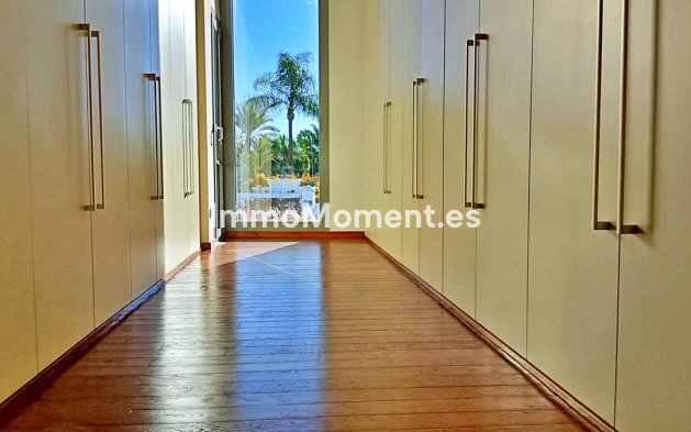 Revente - Villa - Marbella - Sierra Blanca