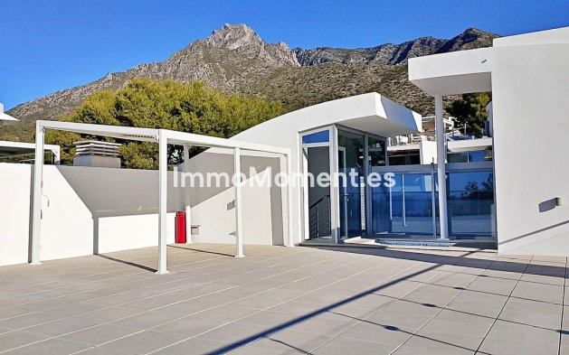 Revente - Villa - Marbella - Sierra Blanca