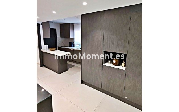 Wiederverkauf - Wohnung - Marbella - Puerto Banús