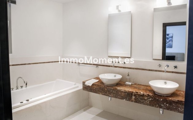 Revente - Maison mitoyenne - Marbella - Sierra Blanca