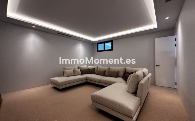 Wiederverkauf - Villa - Marbella - The Golden Mile