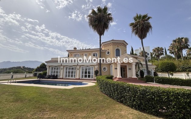 Revente - Villa - Estepona  - Selwo
