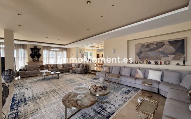 Revente - Villa - Estepona  - Selwo