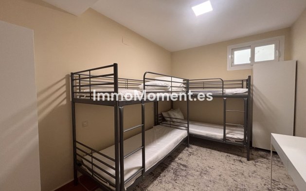 Revente - Villa - Estepona  - Selwo