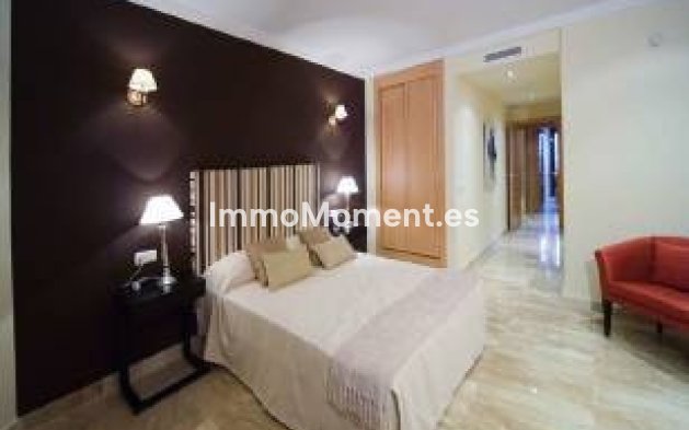 Resale - Apartment - Estepona - New Golden Mile