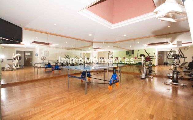 Resale - Apartment - Estepona - New Golden Mile