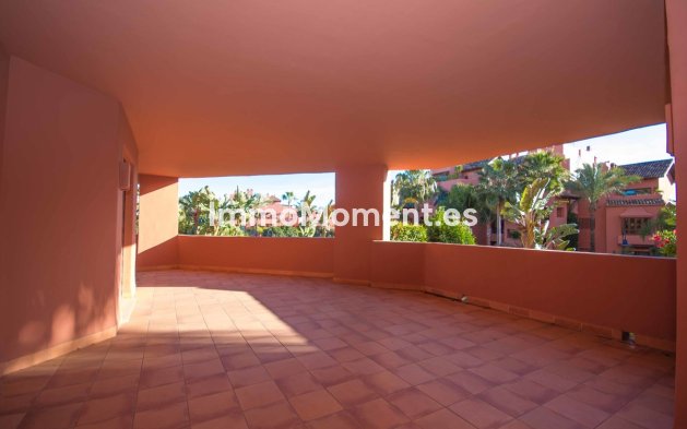 Resale - Apartment - Estepona - New Golden Mile