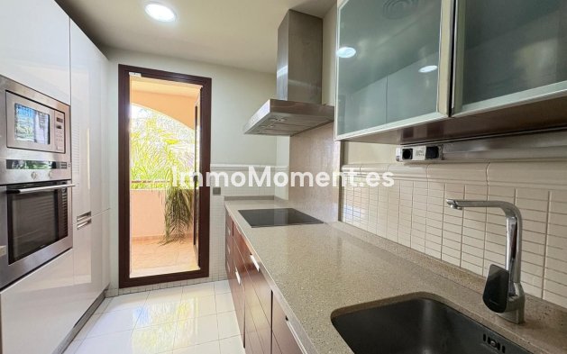 Wiederverkauf - Wohnung - Marbella - Nueva Andalucía