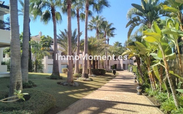 Wiederverkauf - Wohnung - Marbella - Nueva Andalucía