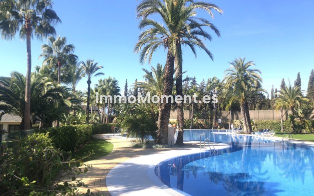 Wiederverkauf - Wohnung - Marbella - Nueva Andalucía
