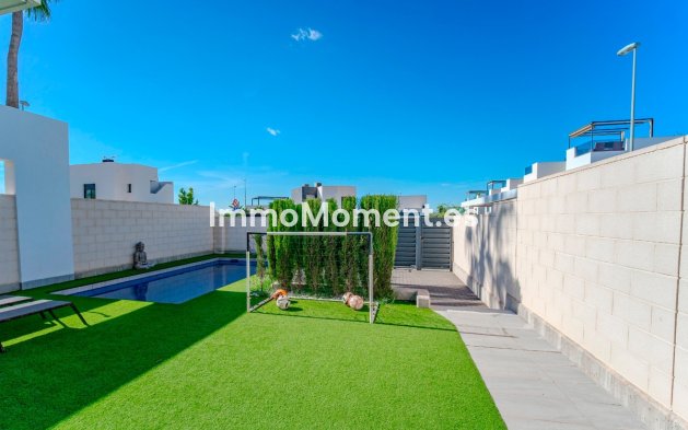 Bestaande woning - Villa - Benijofar