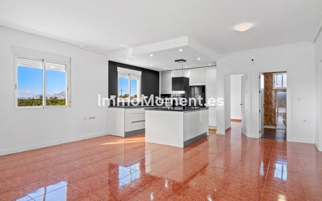 Reventa - Villa - Dolores - Dolores Centro