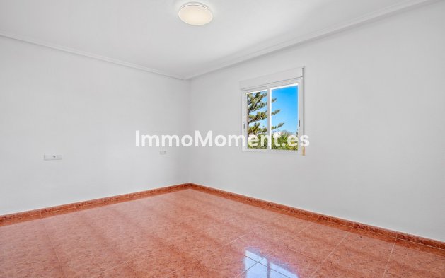 Reventa - Villa - Dolores - Dolores Centro