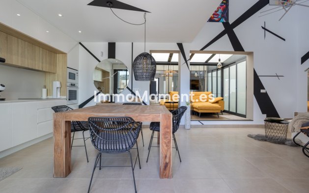 Bestaande woning - Villa - Benijofar