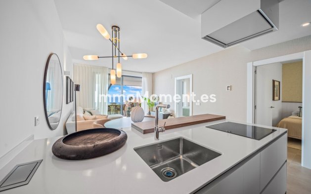 Resale - Apartment - Fuengirola - Carvajal