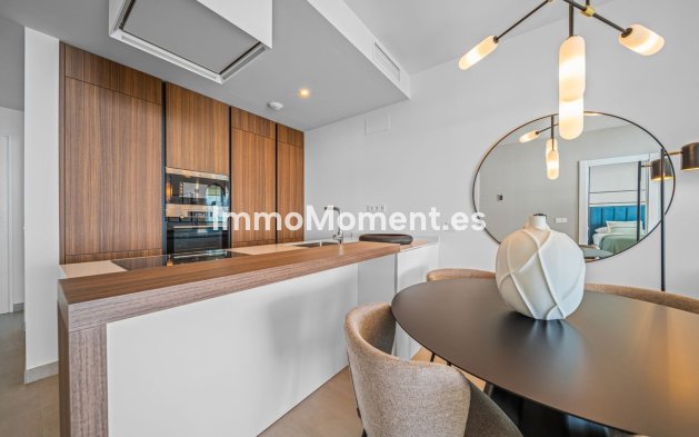 Resale - Apartment - Fuengirola - Carvajal