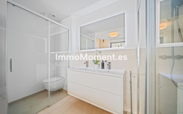 Resale - Apartment - Fuengirola - Carvajal