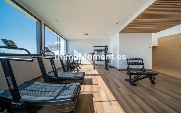 Resale - Apartment - Fuengirola - Carvajal