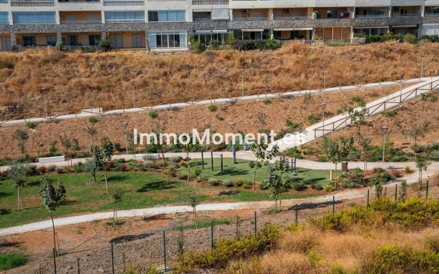 Resale - Apartment - Fuengirola - Carvajal