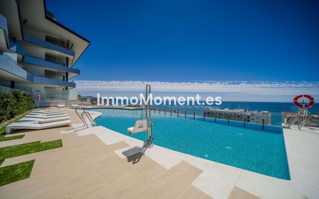 Resale - Apartment - Fuengirola - Carvajal