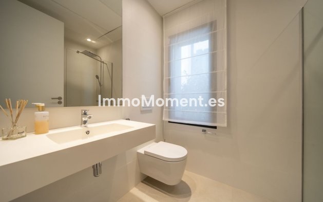 Reventa - Villa - Marbella - Marbella Centro