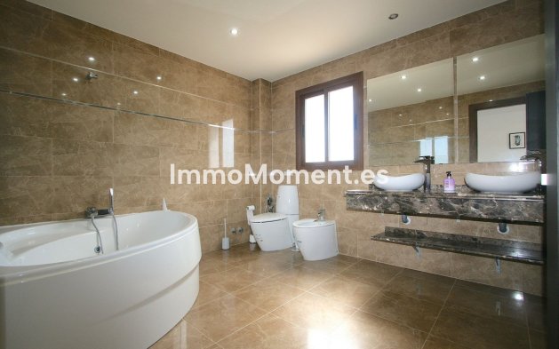 Wiederverkauf - Villa - Mijas - Sierrezuela