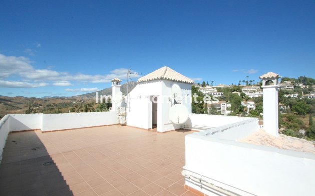 Wiederverkauf - Villa - Mijas - Sierrezuela